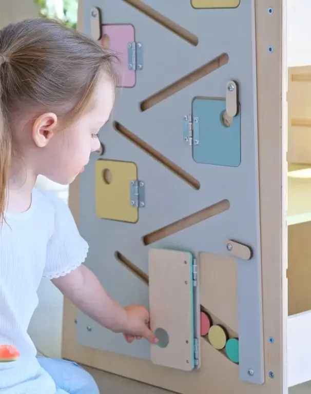 BusyKids Play XL Leertoren, Tafel en Stoel – Vanille - Afbeelding 7